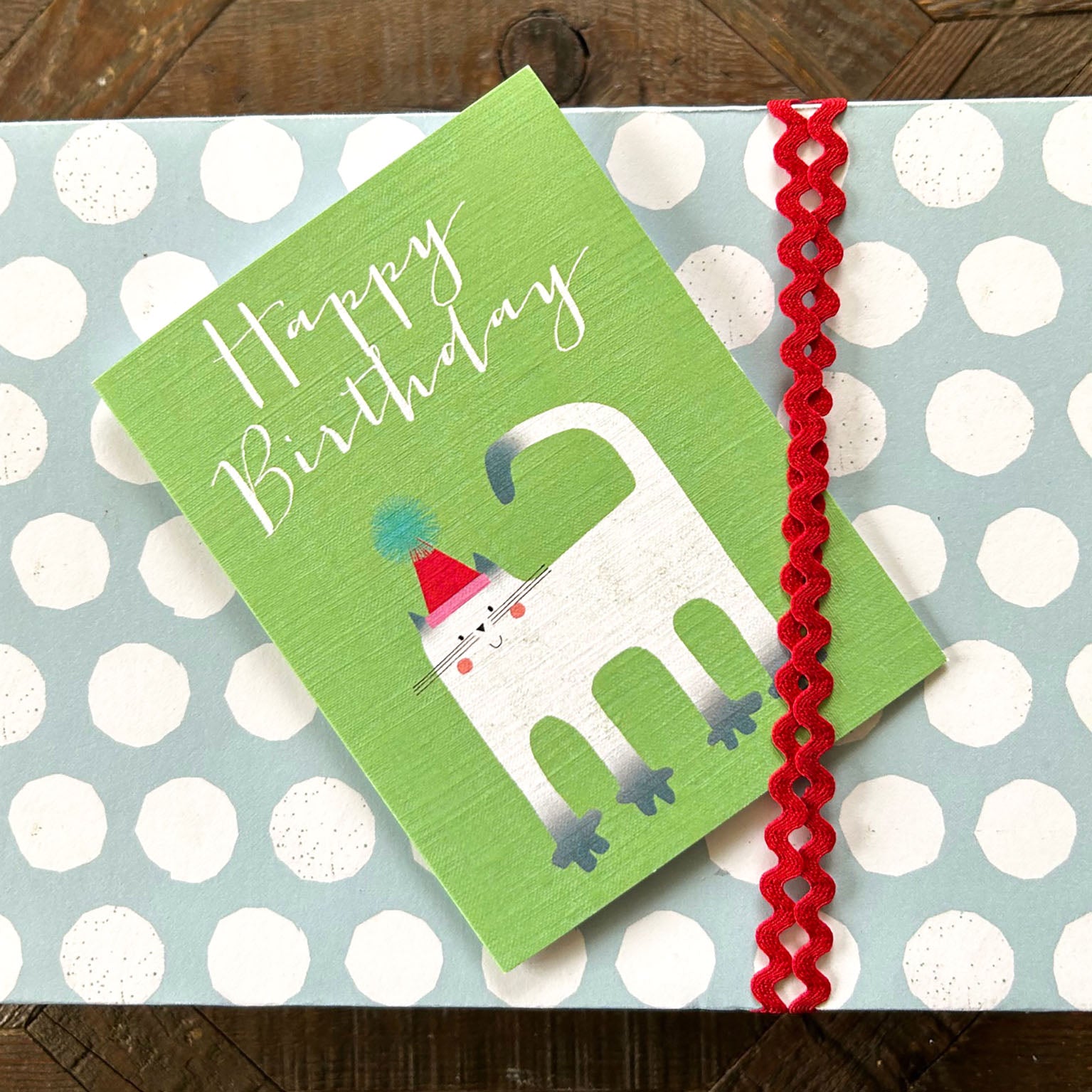 CA04 mini green cat birthday card