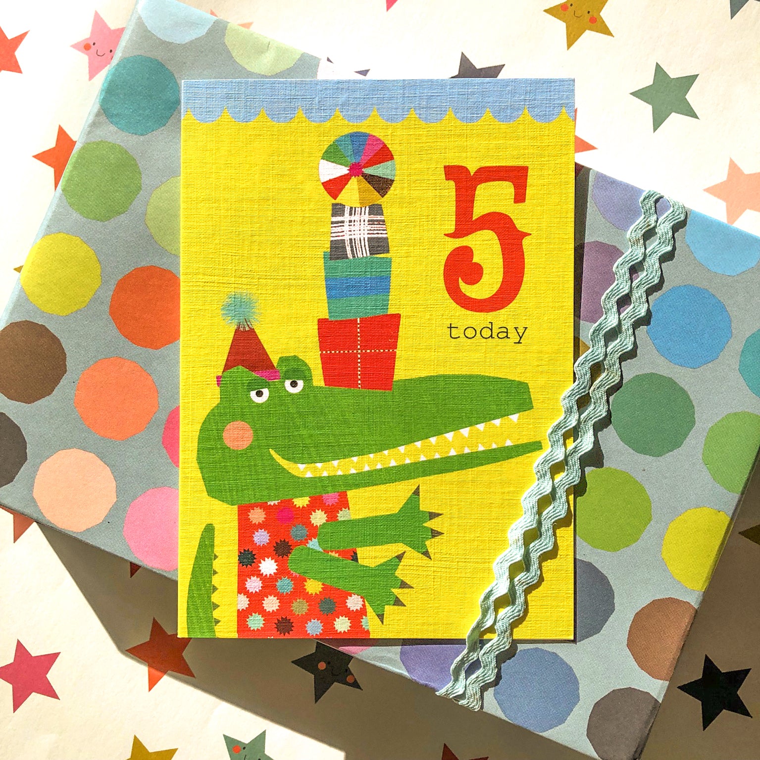 CTW05 mini crocodile 5th birthday card