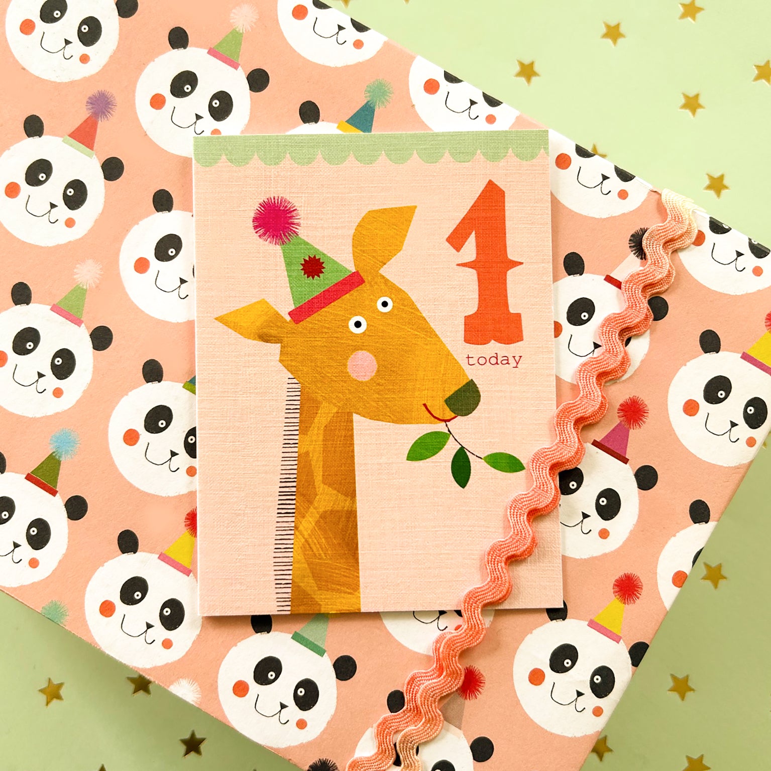 CTW07 mini giraffe 1st birthday card