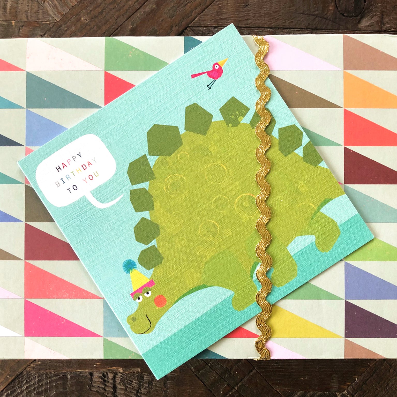 PK12 mixed dinosaur card pack