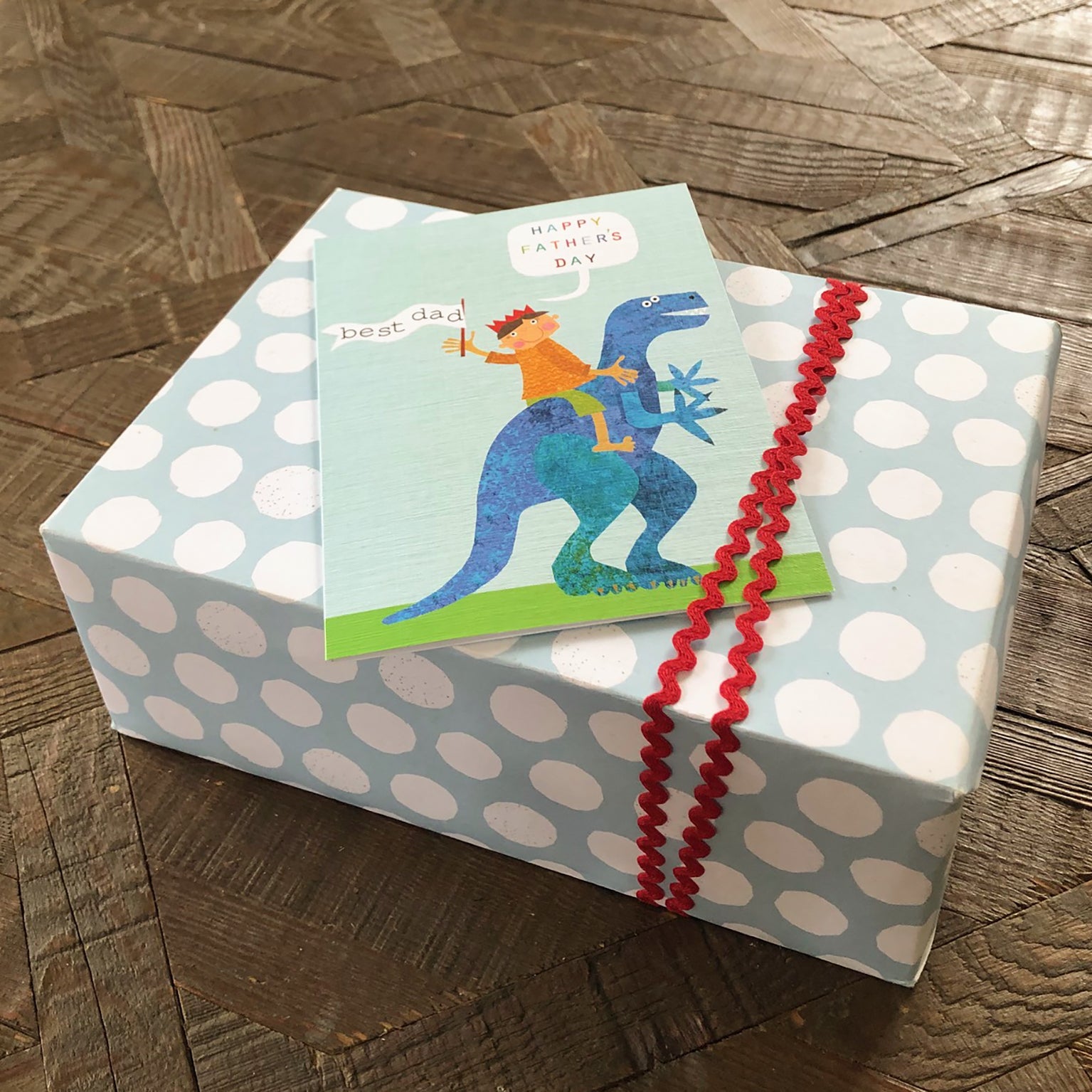 FF93 Father's Day dinosaur card