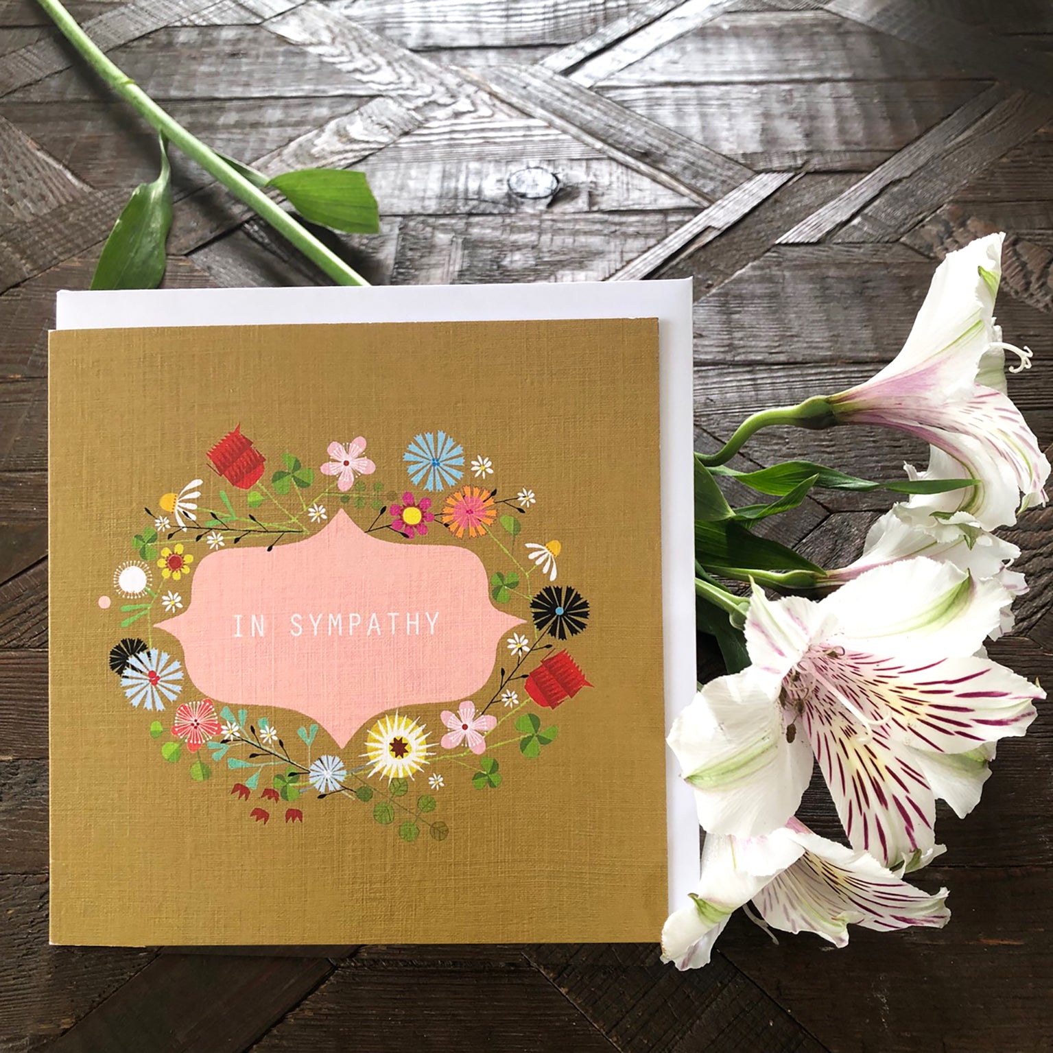 FL08 floral sympathy greetings card