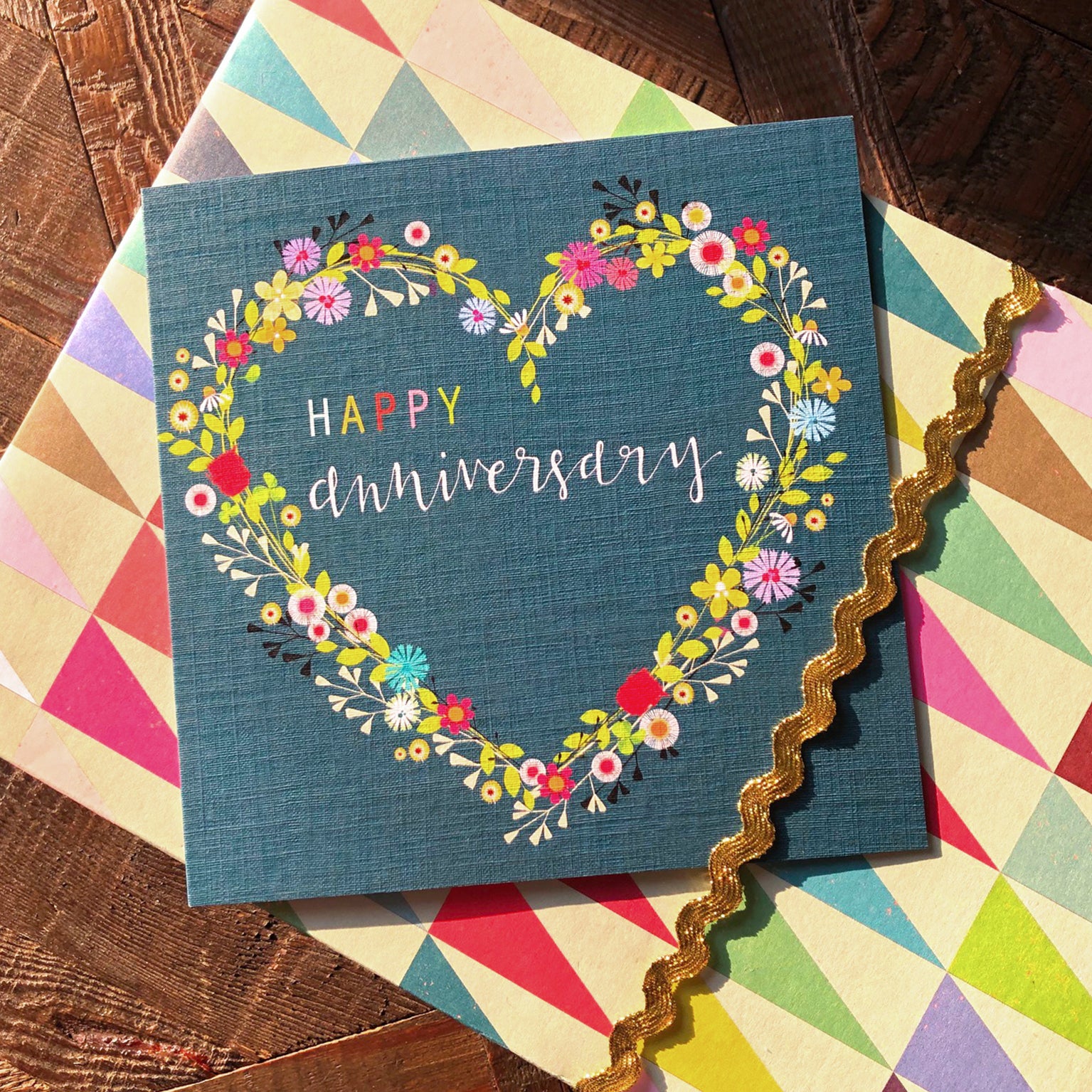 FL33 floral anniversary greetings card