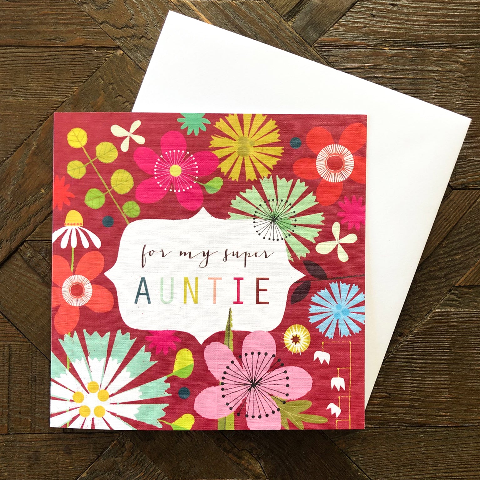 FM06 super auntie greetings card