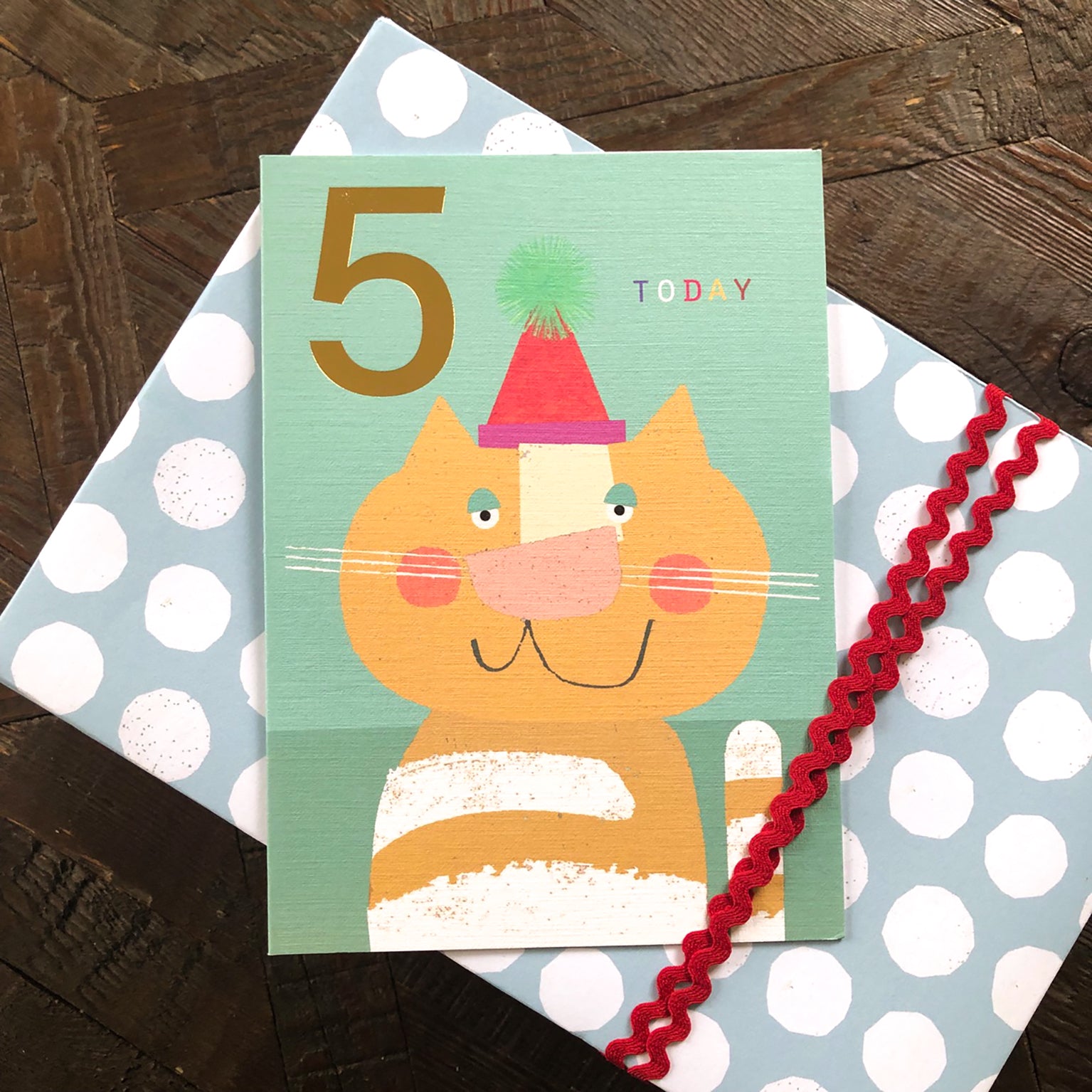 JES10 gold foiled cat 5th birthday card