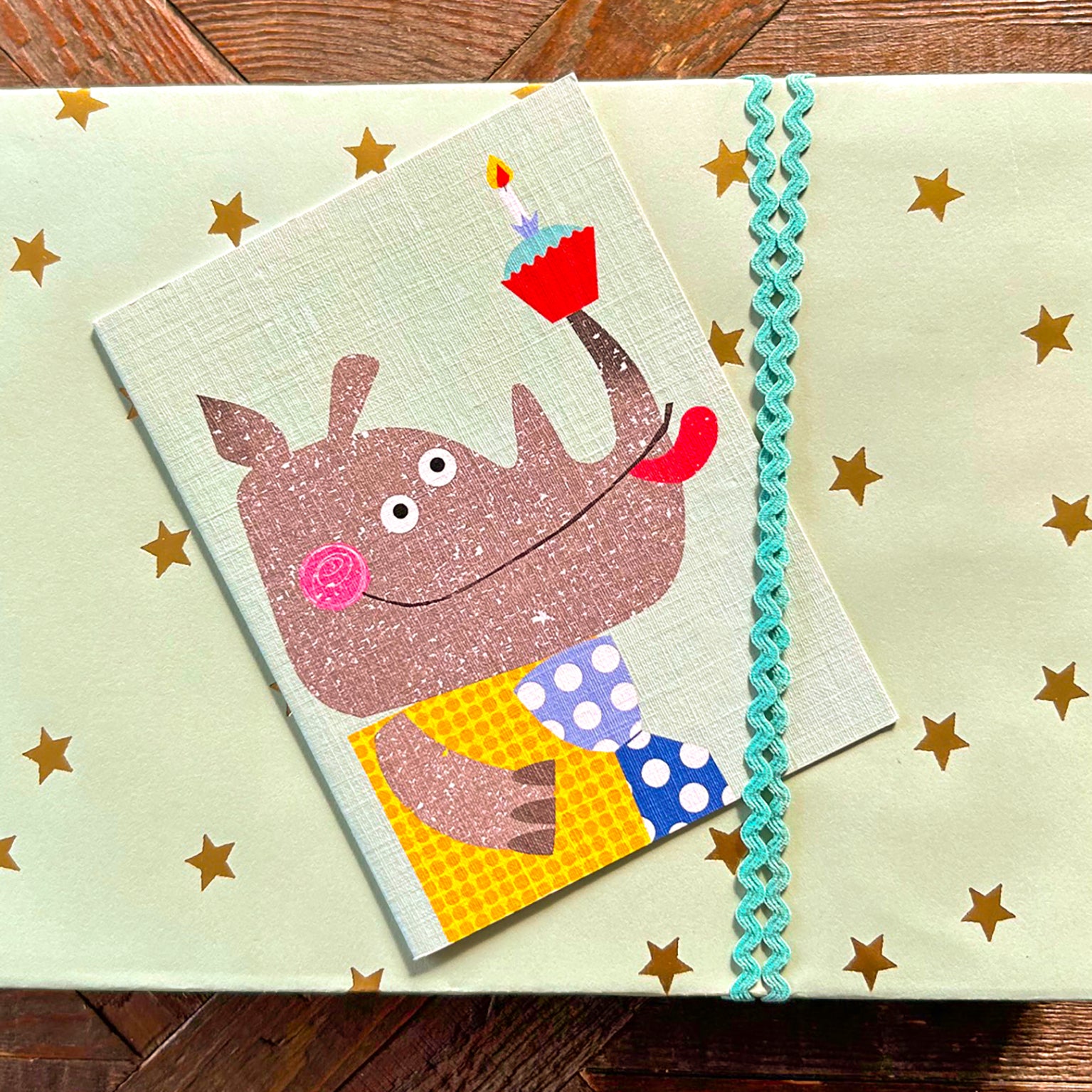 KTW42 mini rhino greetings card