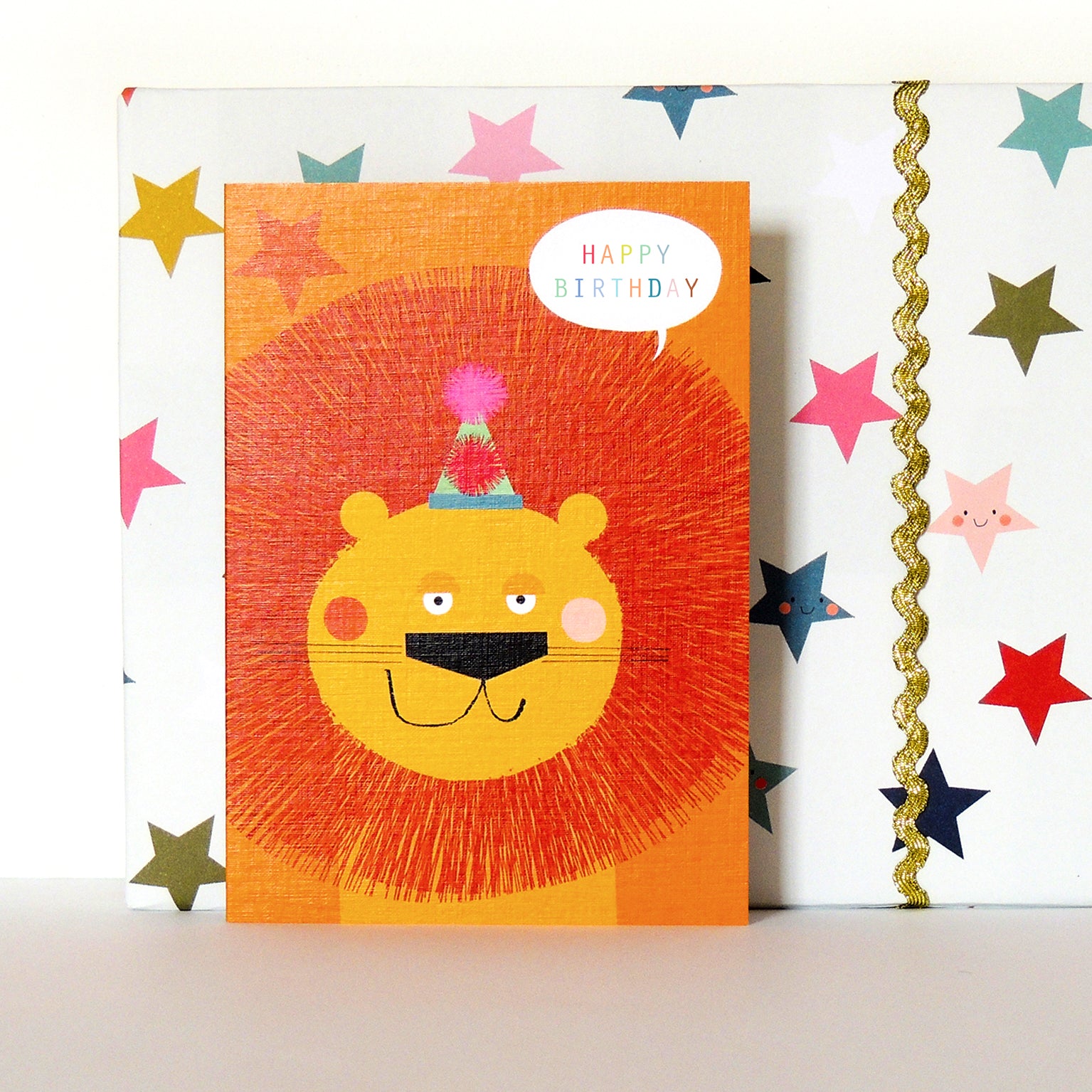 MT06 birthday lion greetings card