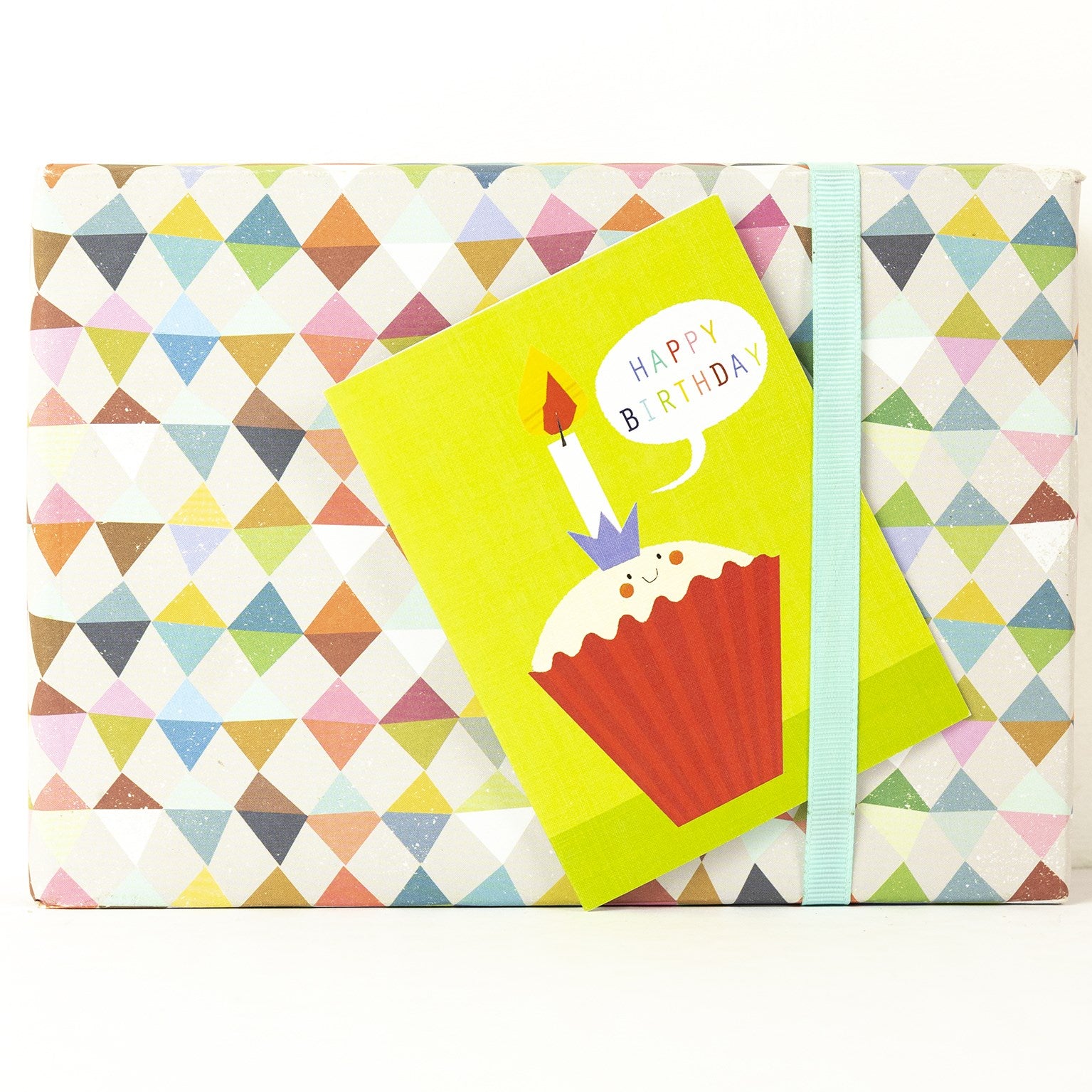 SM28 mini cupcake birthday card