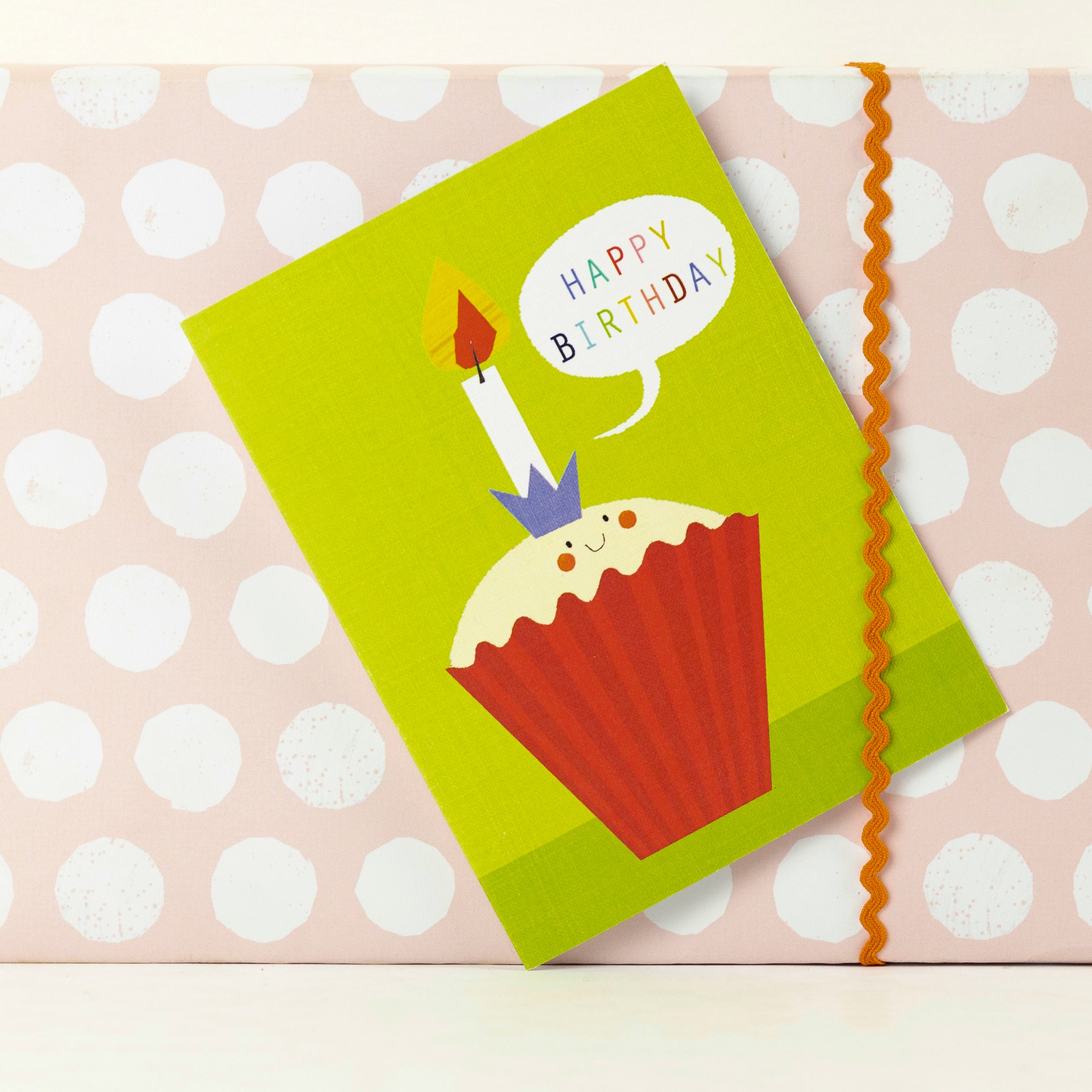 SM28 mini cupcake birthday card