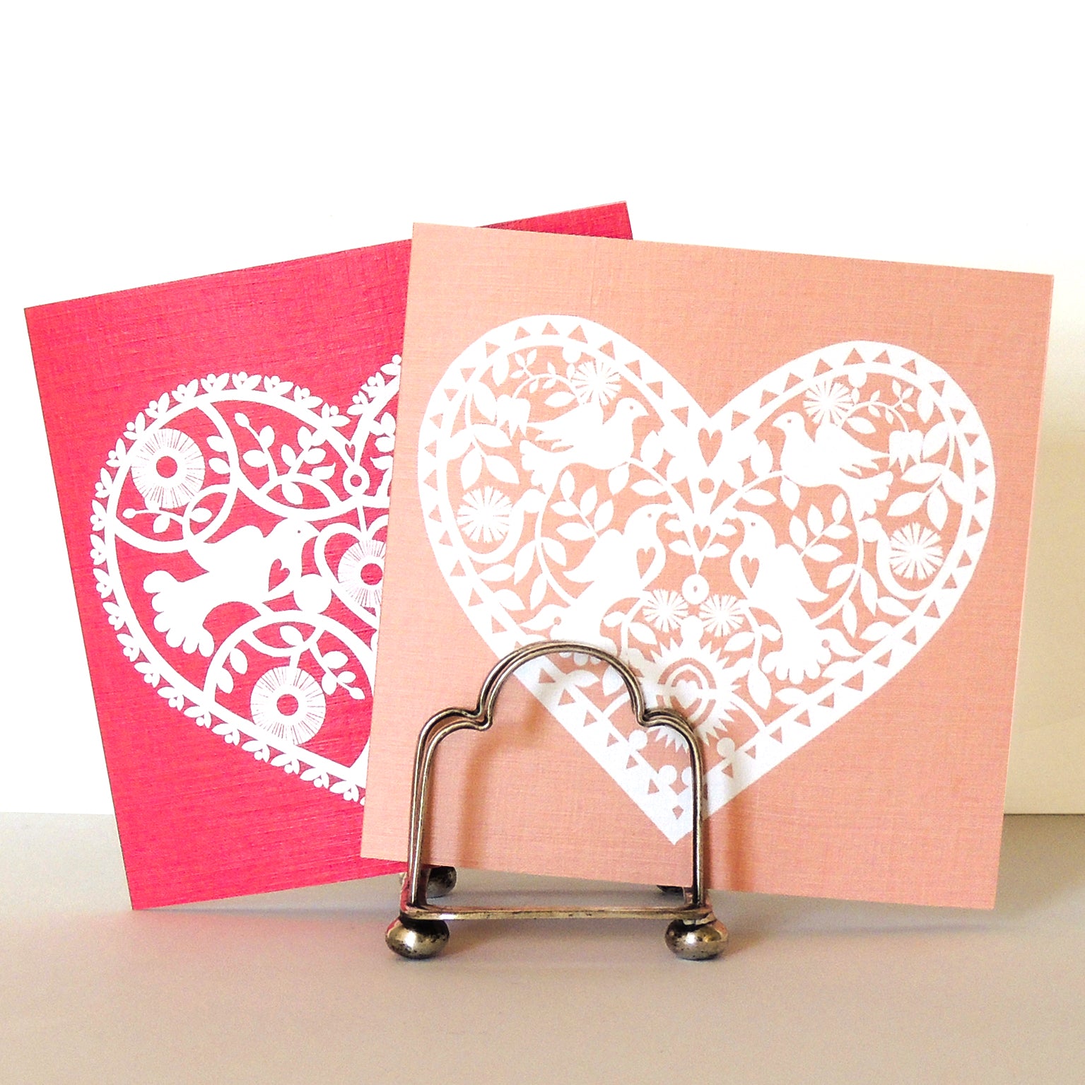 SS02 pale cut out heart card