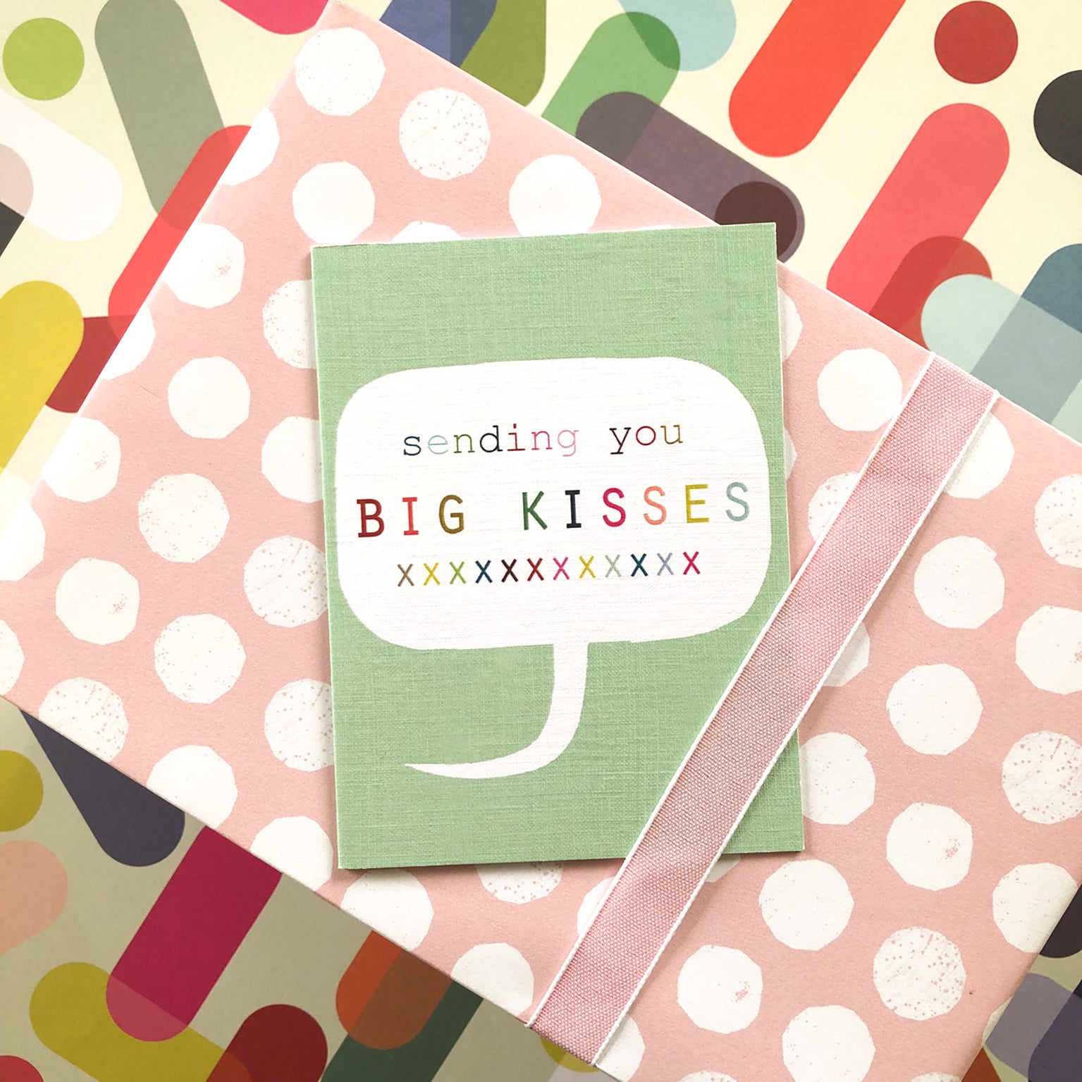 mini big kisses card