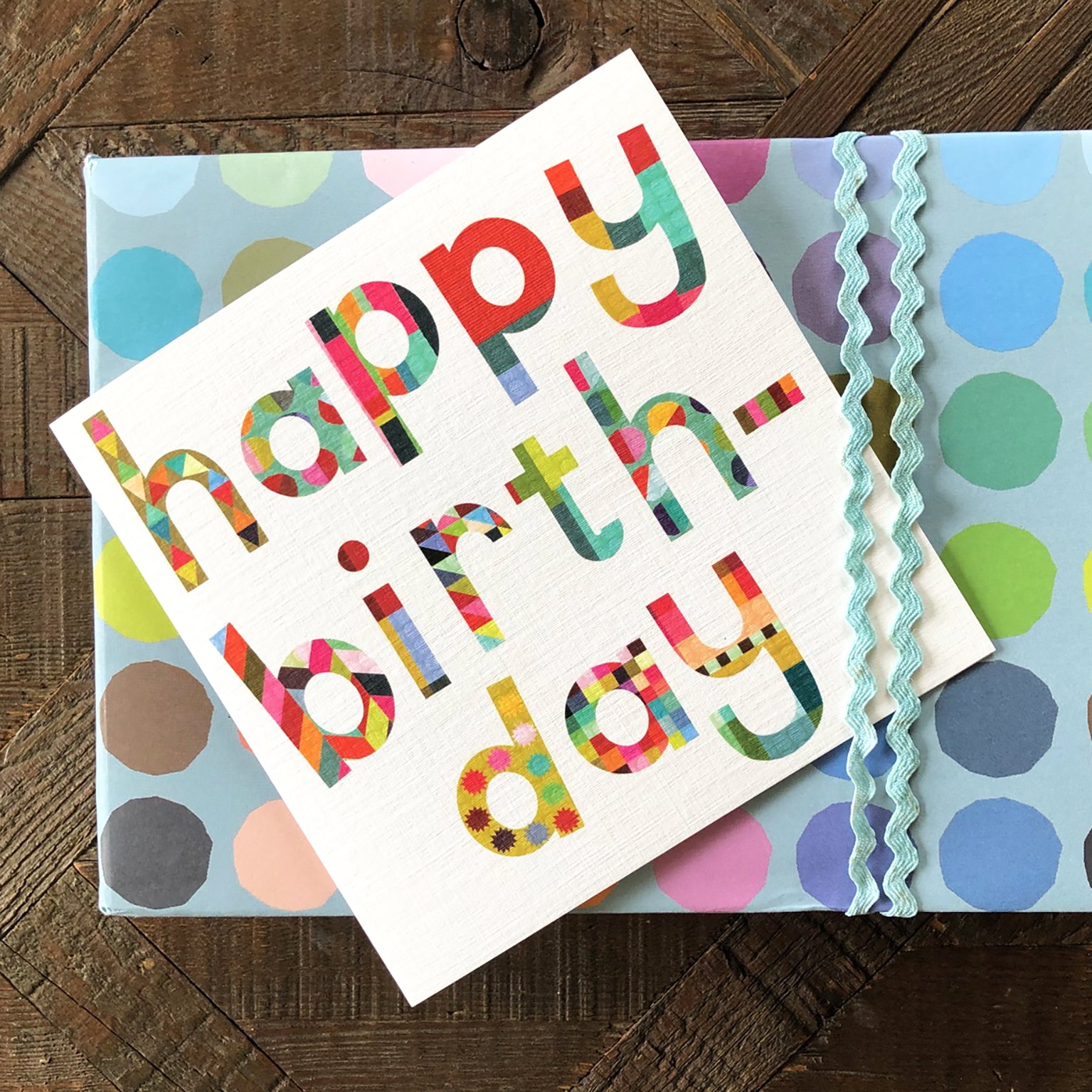 WD07 glossy happy birthday card