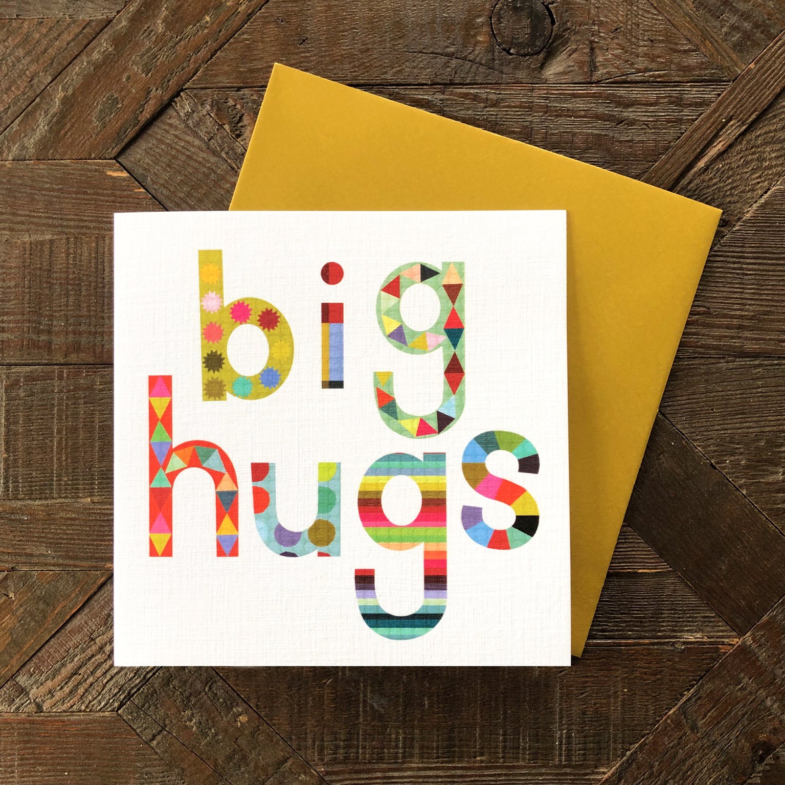 WD11 glossy big hugs card