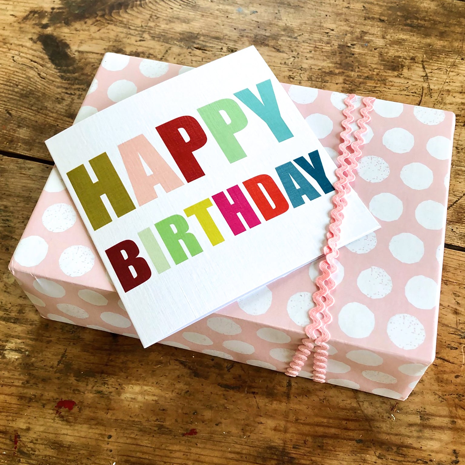 WO50 bold happy birthday card