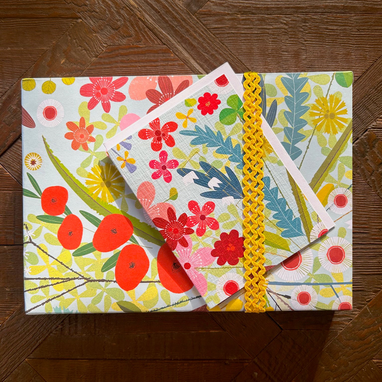 WP124 spring floral wrapping paper