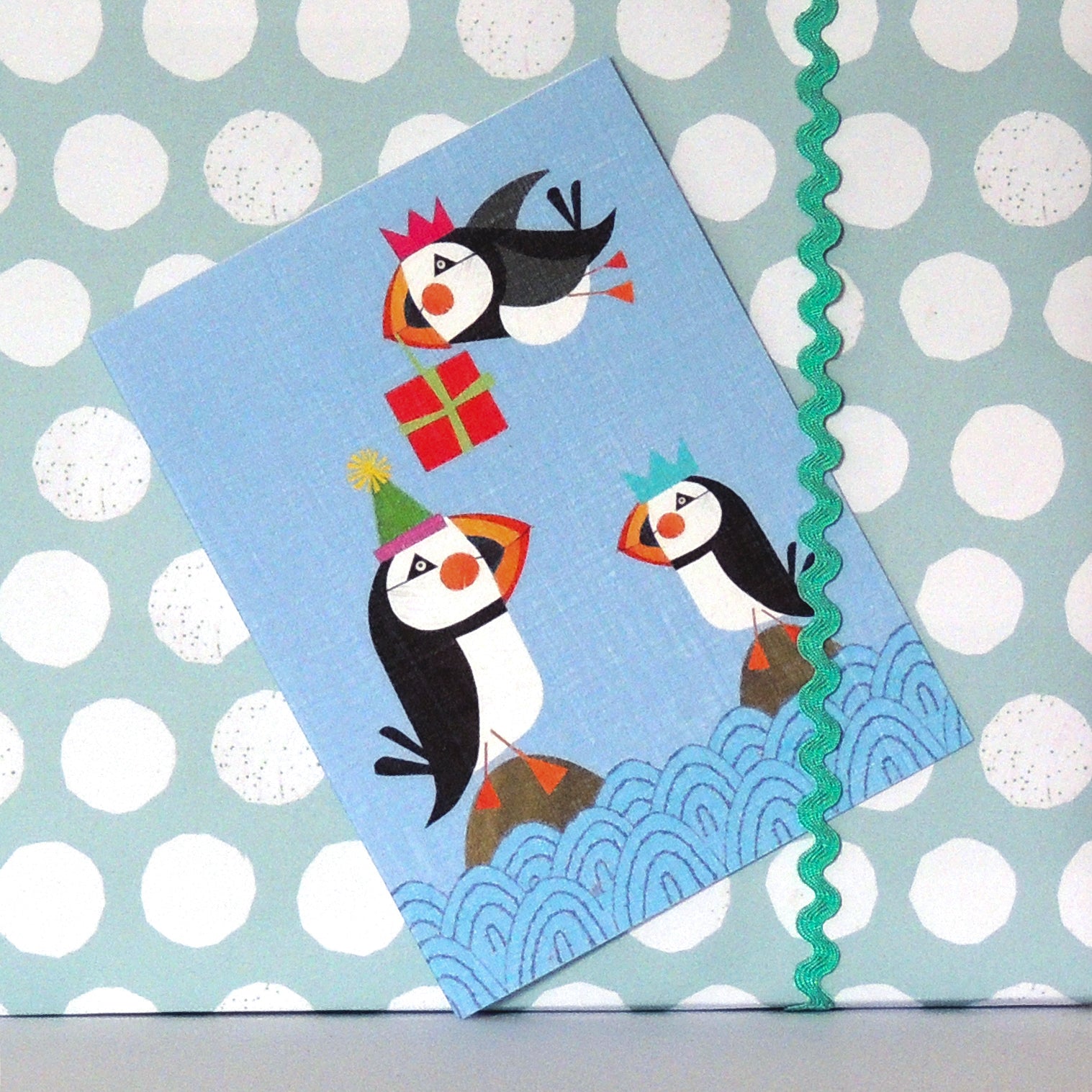 WTW60 mini puffin greetings card