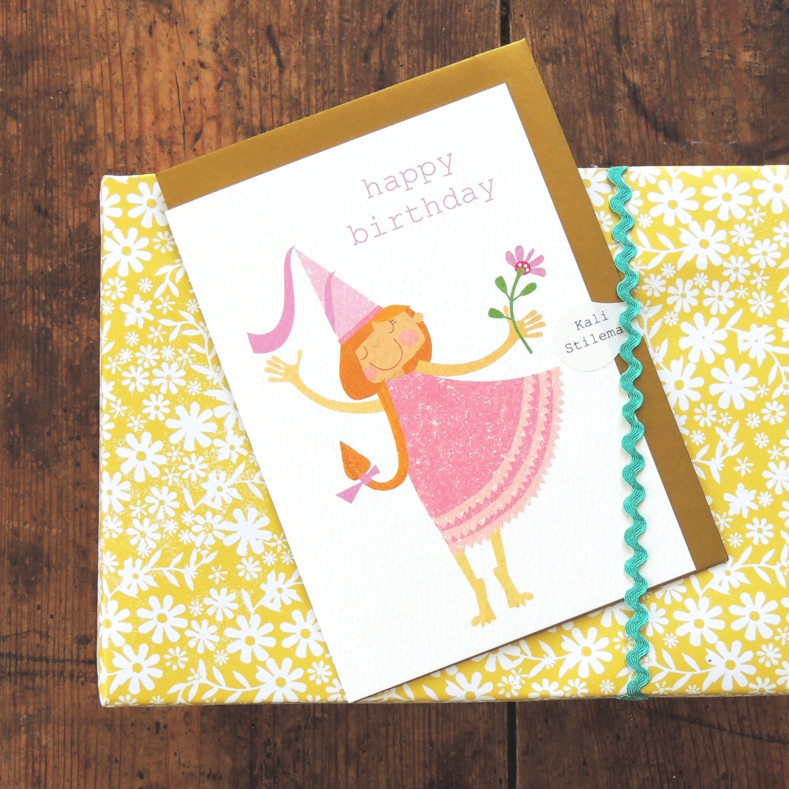 TB16 princess happy birthday card