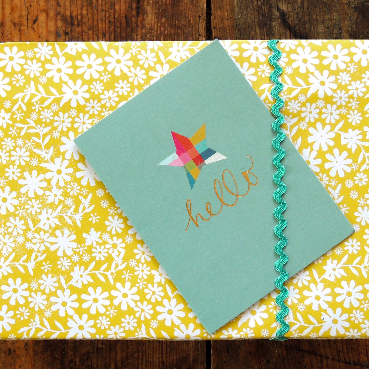 TW35 mini gold foiled hello card