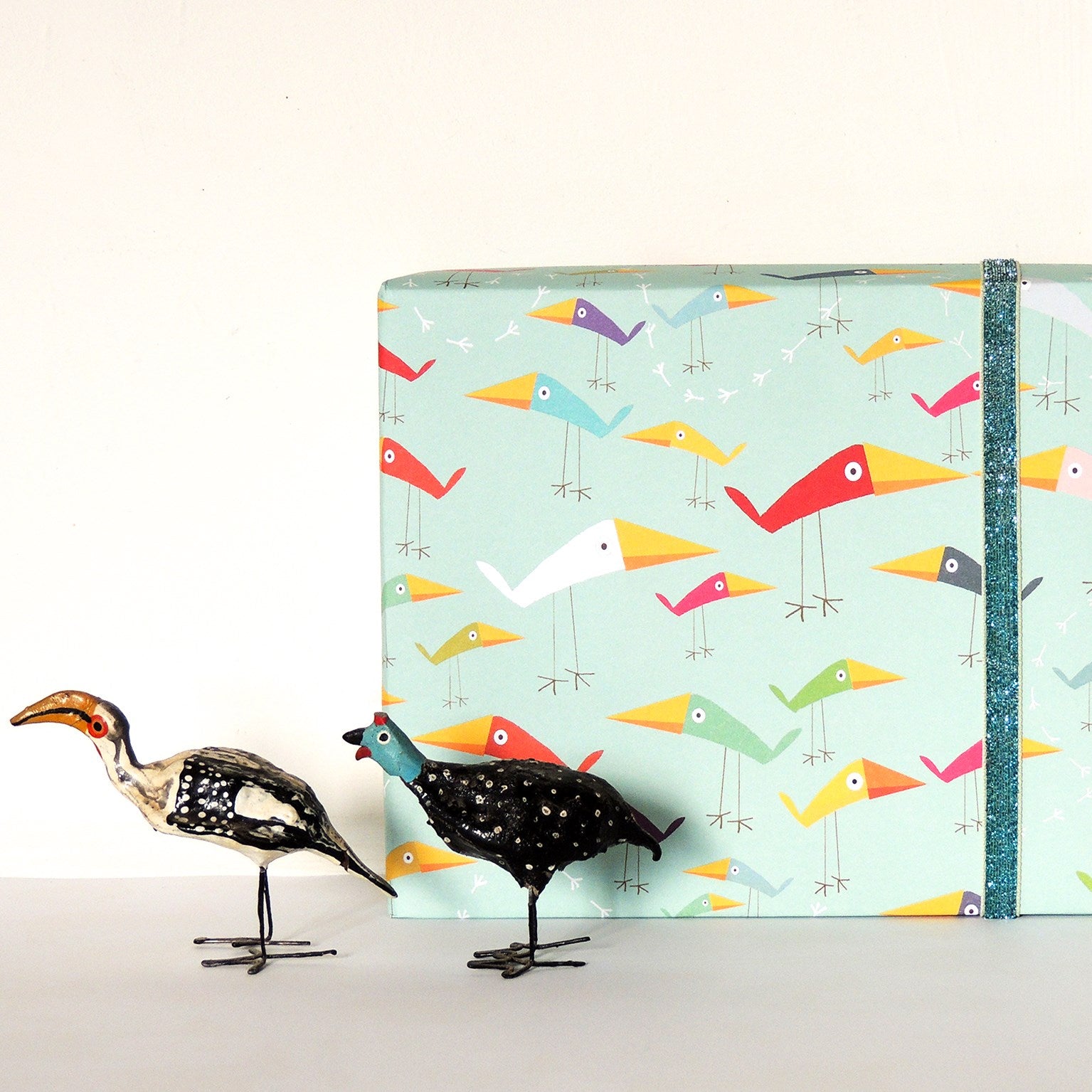 WP96 bird wrapping paper